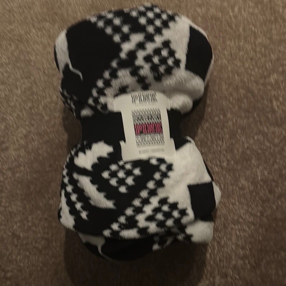 PINK Victoria's Secret Snowflake Throw Blanket